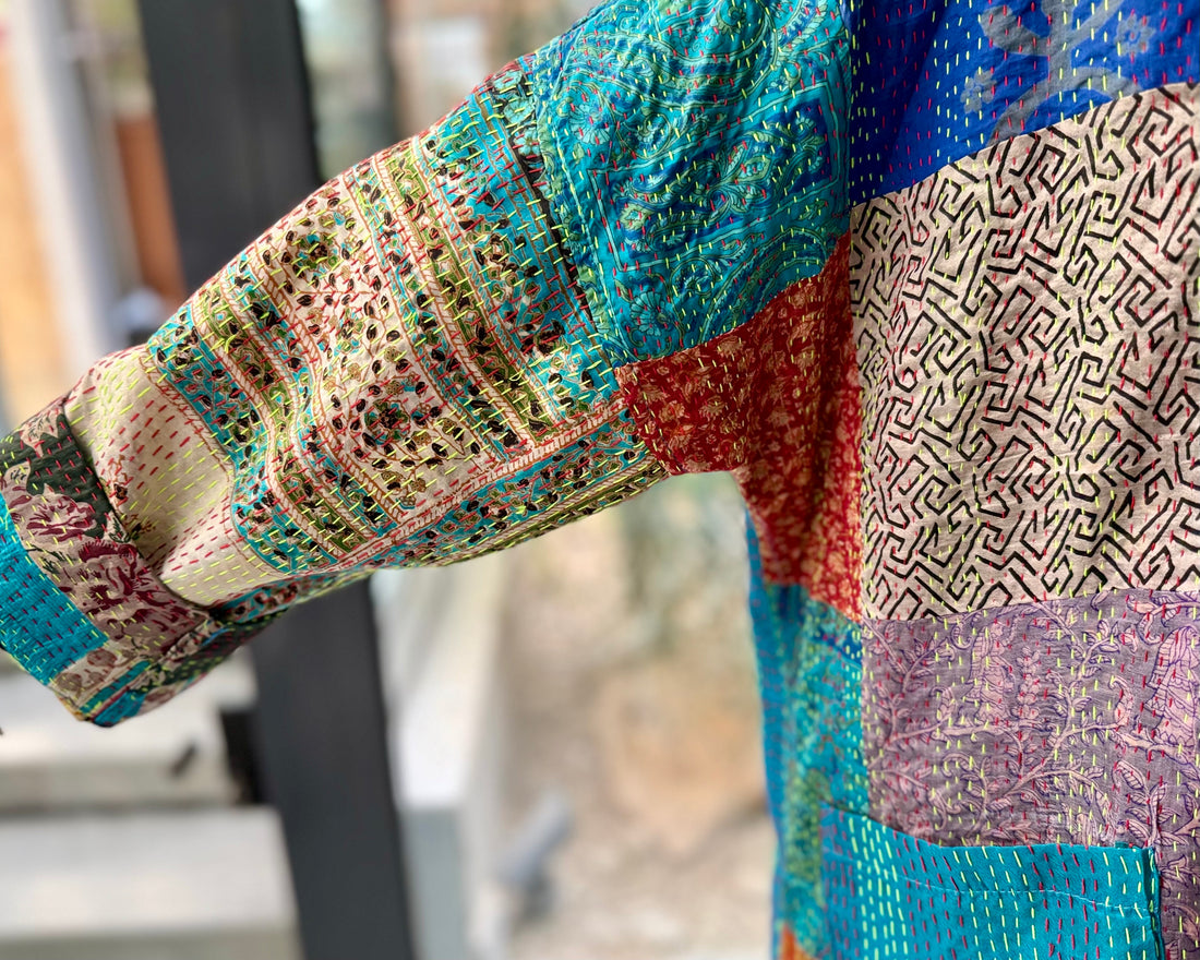 Peacock Courtyard | Teal Rose Abaya