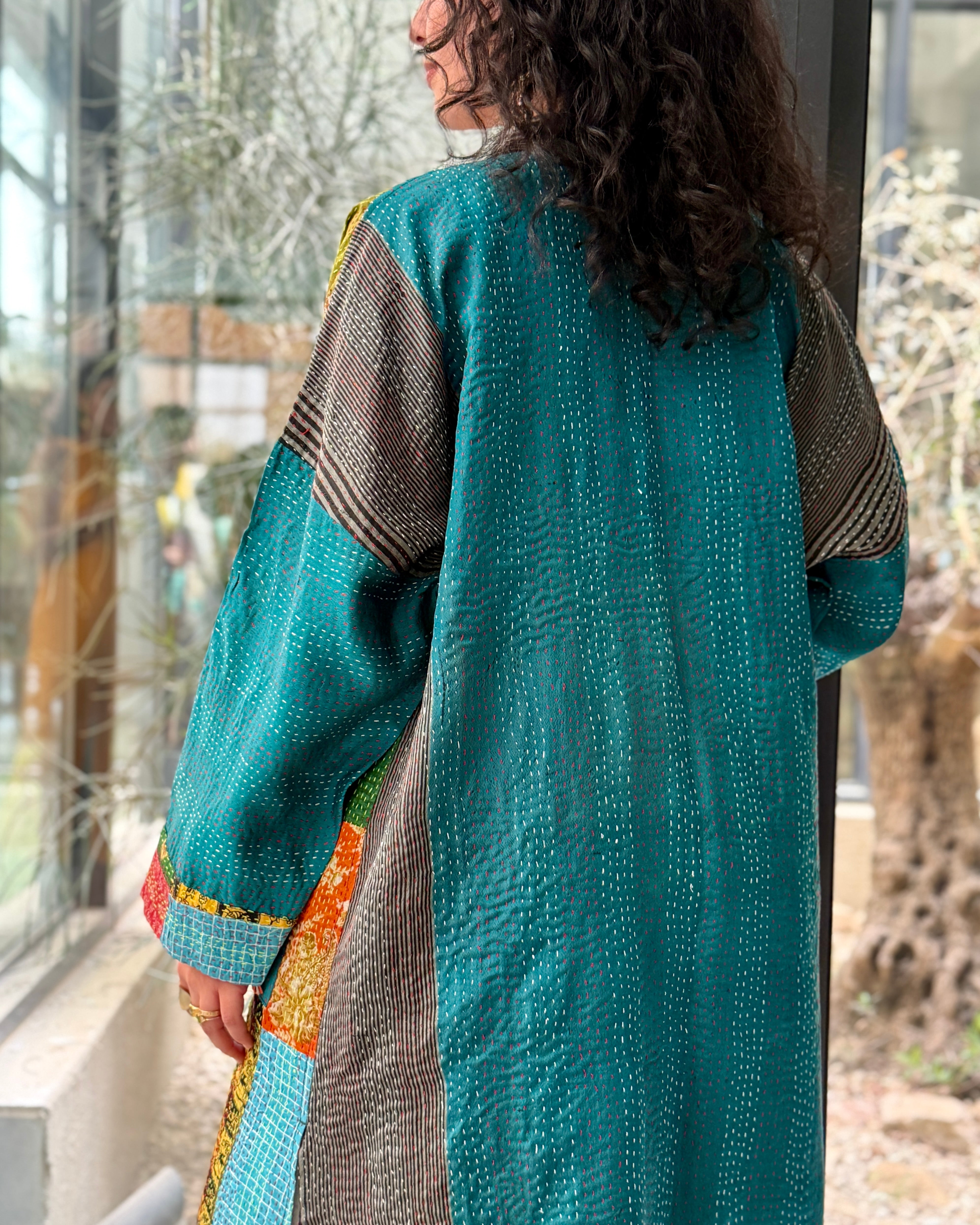 Peacock Courtyard | Zareen Abaya