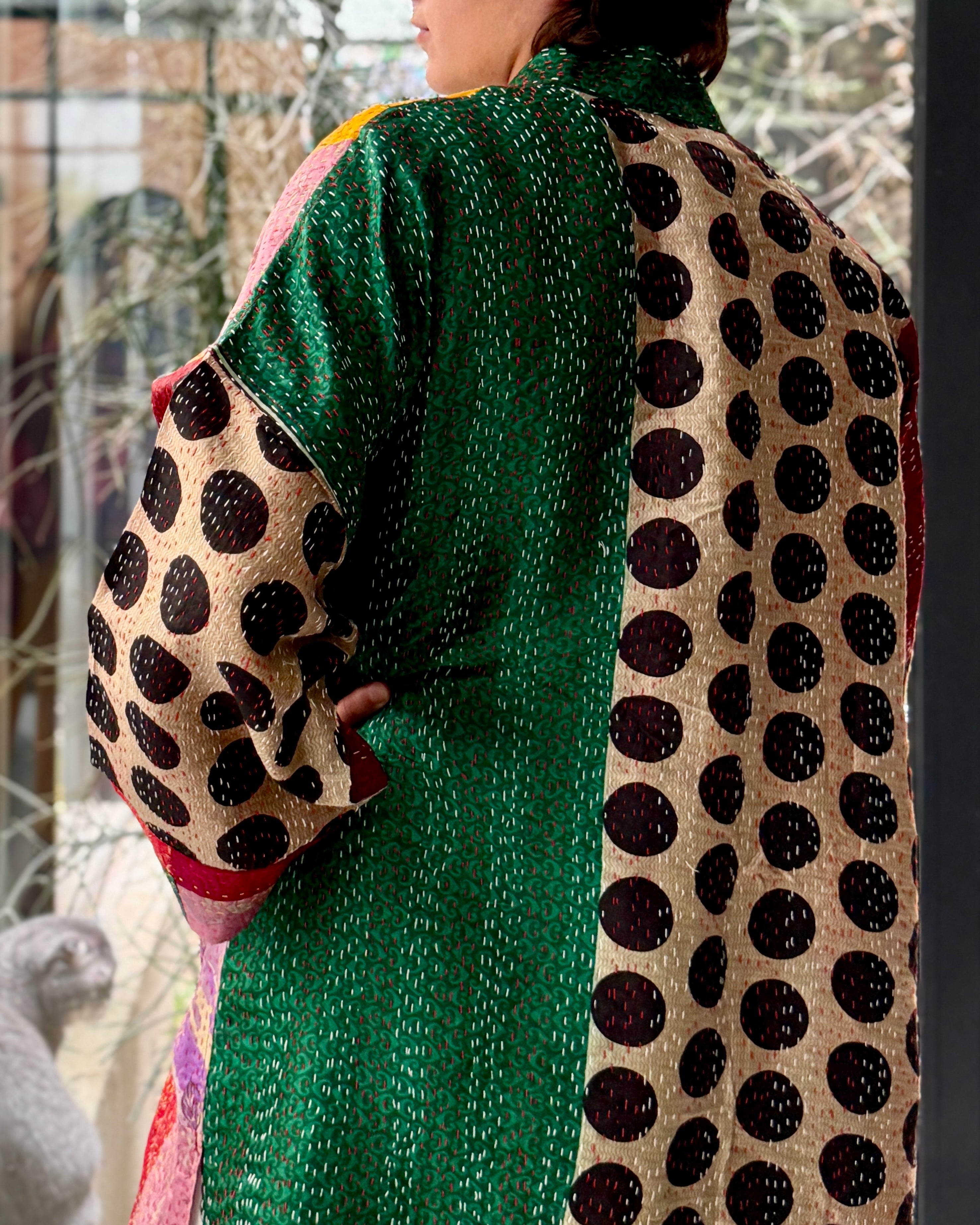 Spice Market Rhapsody | Polka-dot Rang-e-Tehzeeb Abaya