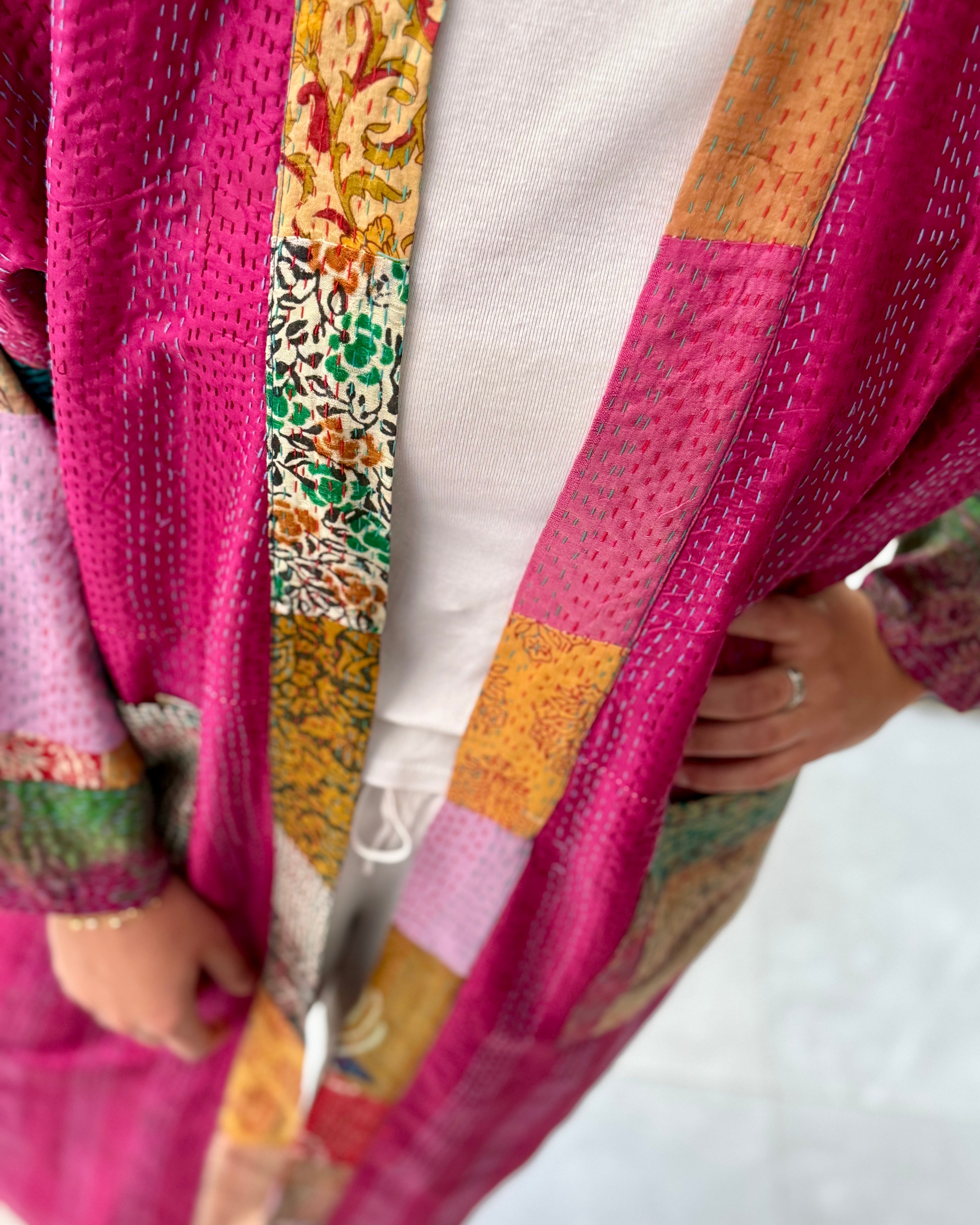 Bukhara Rose | Magenta Dahlia Abaya