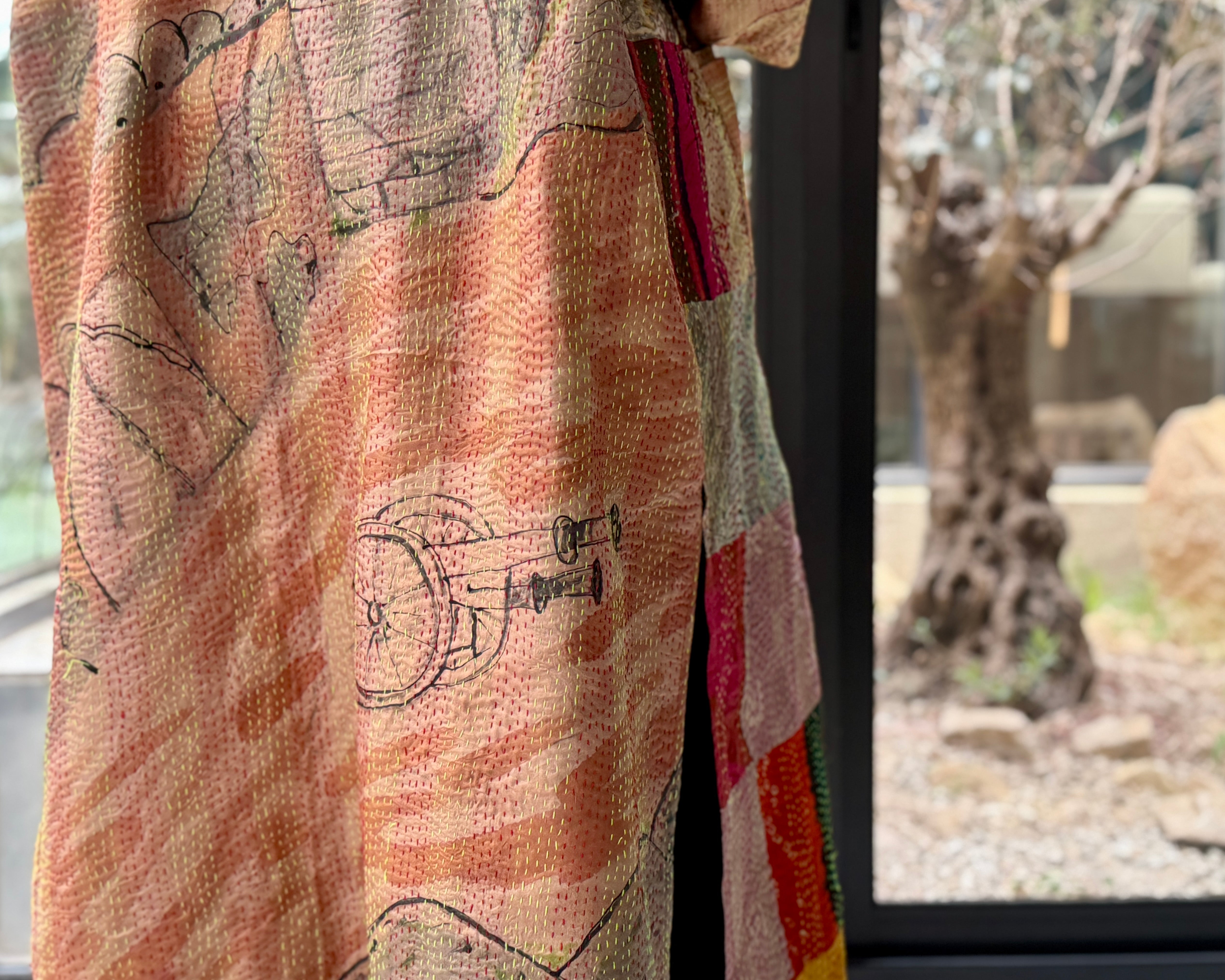 Spice Market Rhapsody | Sand and Lilac Abaya